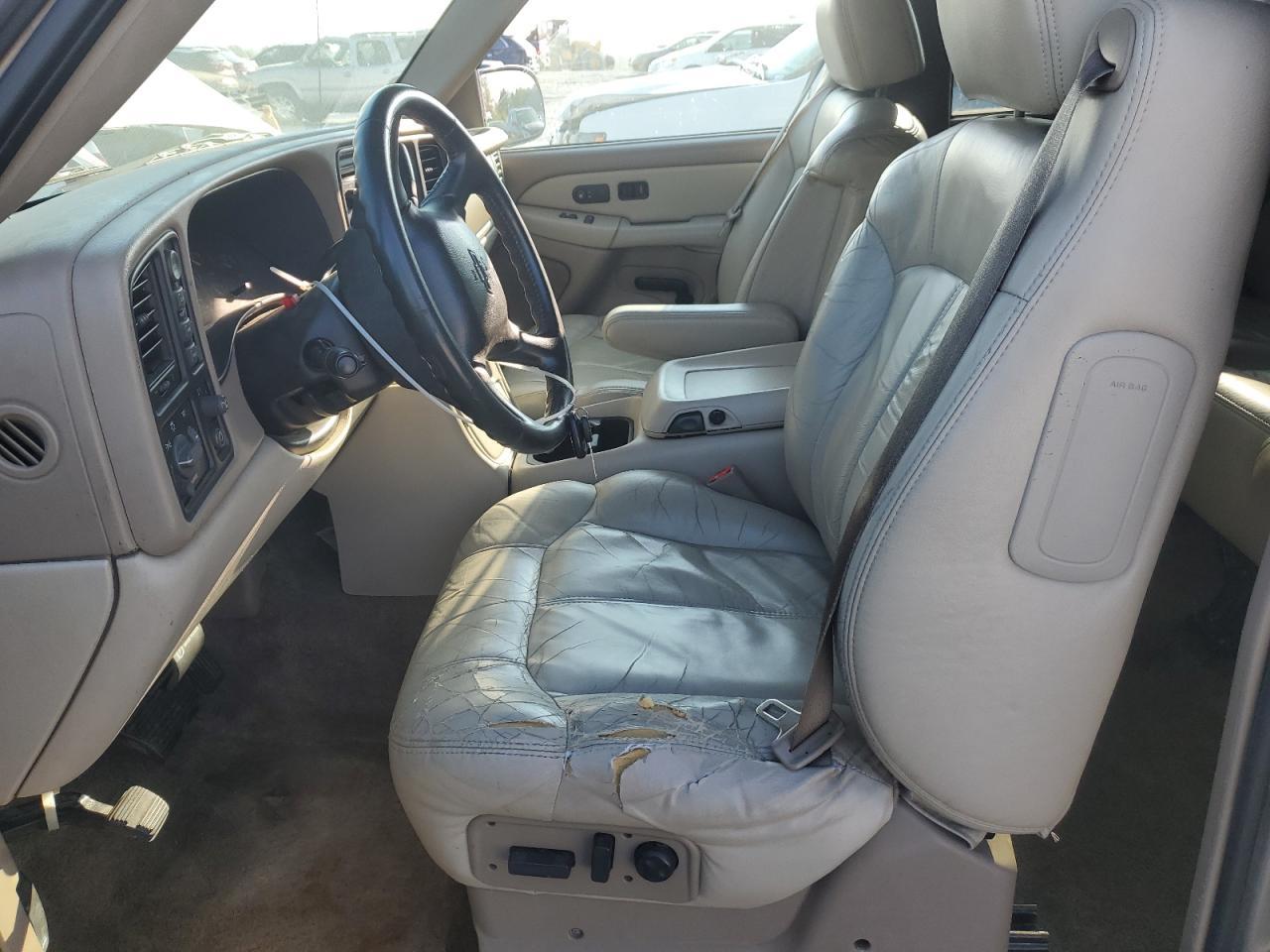 2002 CHEVROLET Tahoe