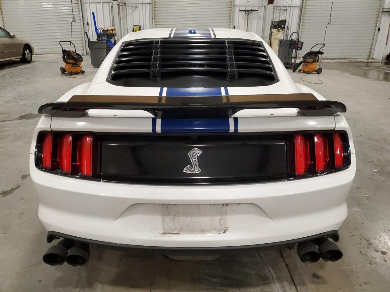 2017 FORD MUSTANG