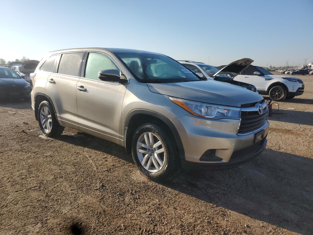 2016 TOYOTA HIGHLANDER