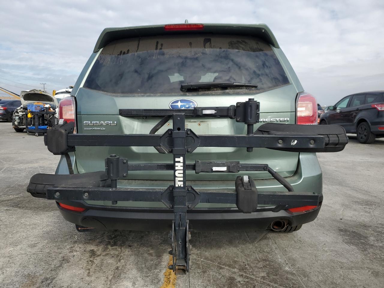 2017 SUBARU FORESTER