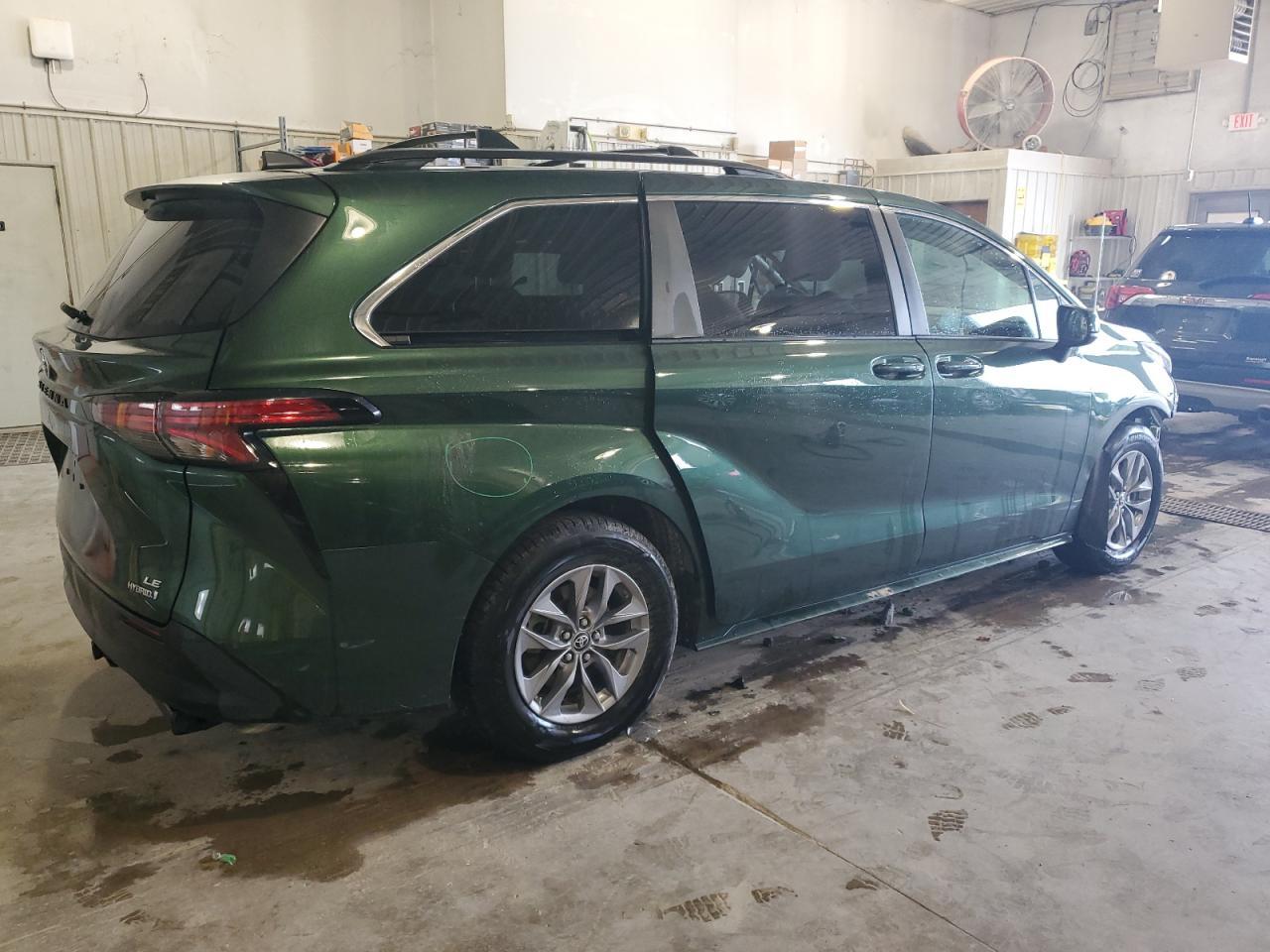 2022 TOYOTA SIENNA