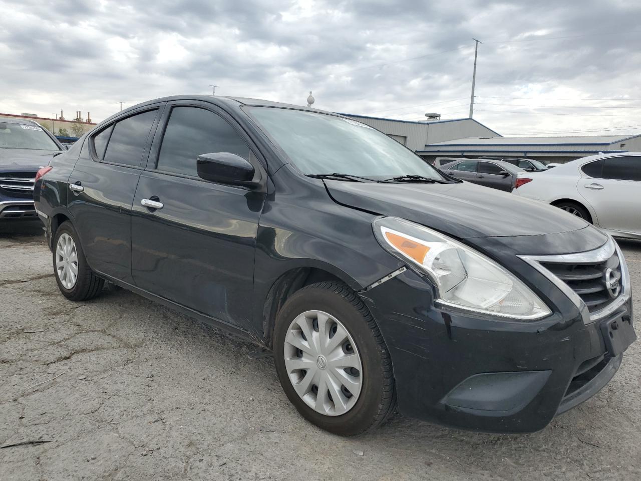 2019 NISSAN VERSA