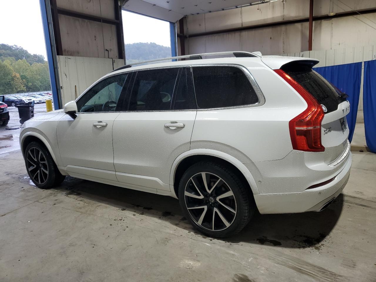 2018 VOLVO XC90