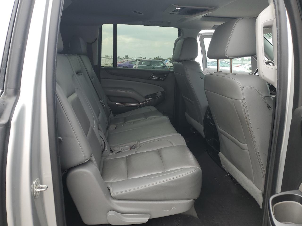 2020 CHEVROLET Suburban