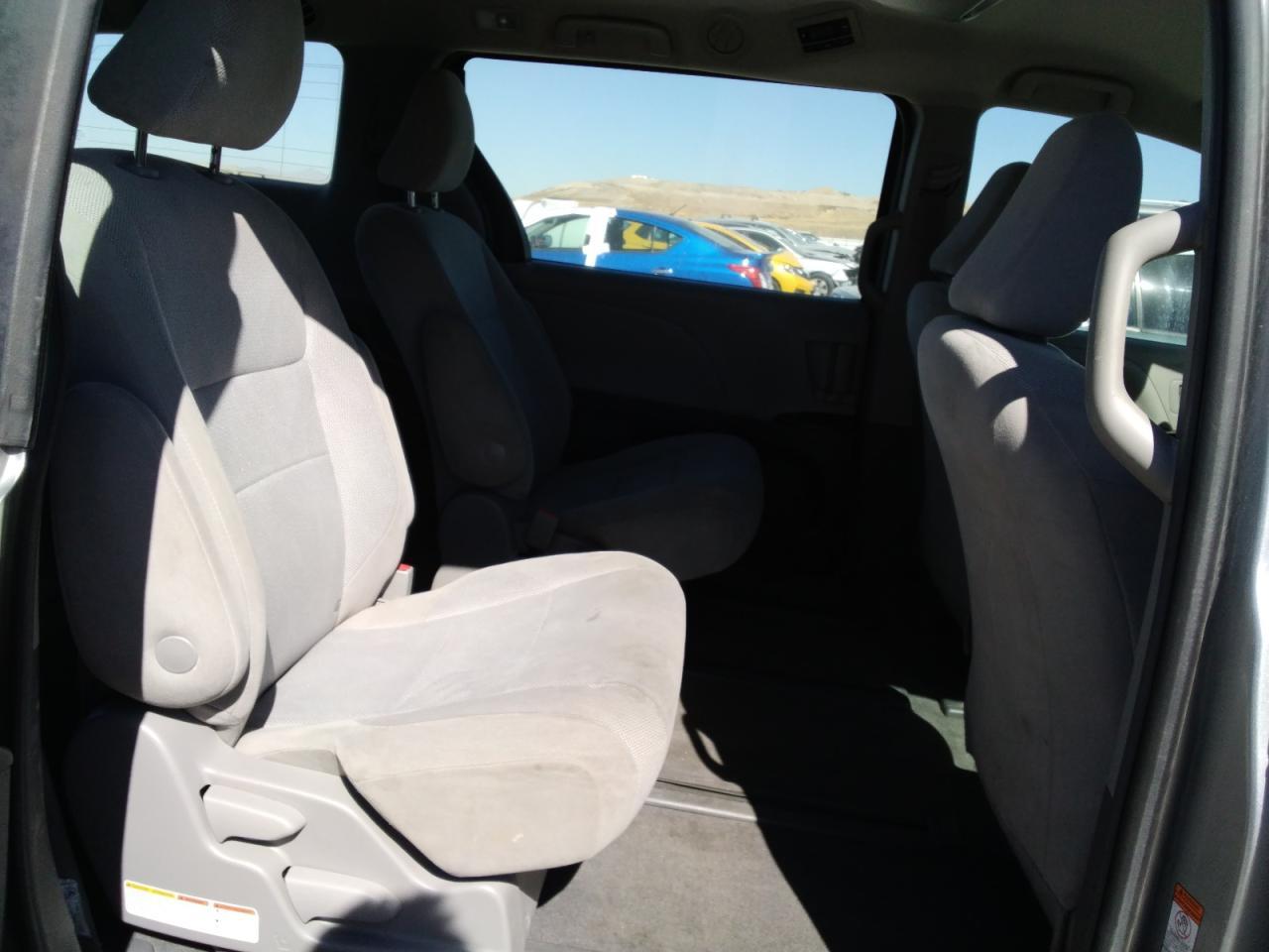 2018 TOYOTA SIENNA