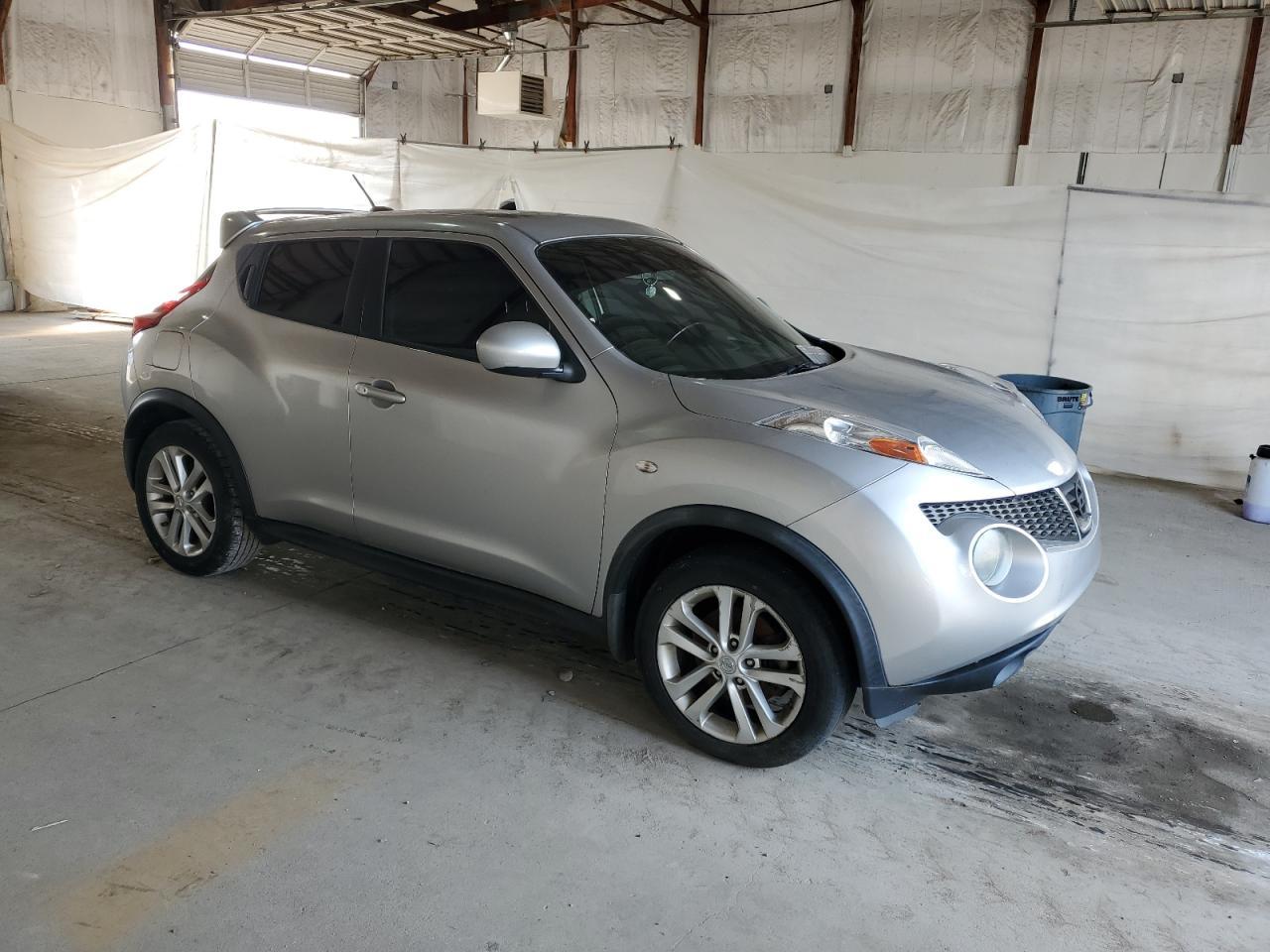2011 NISSAN Juke
