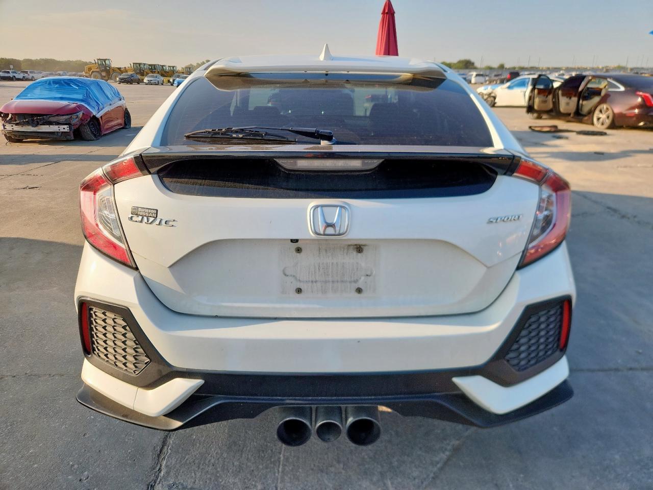 2018 HONDA CIVIC