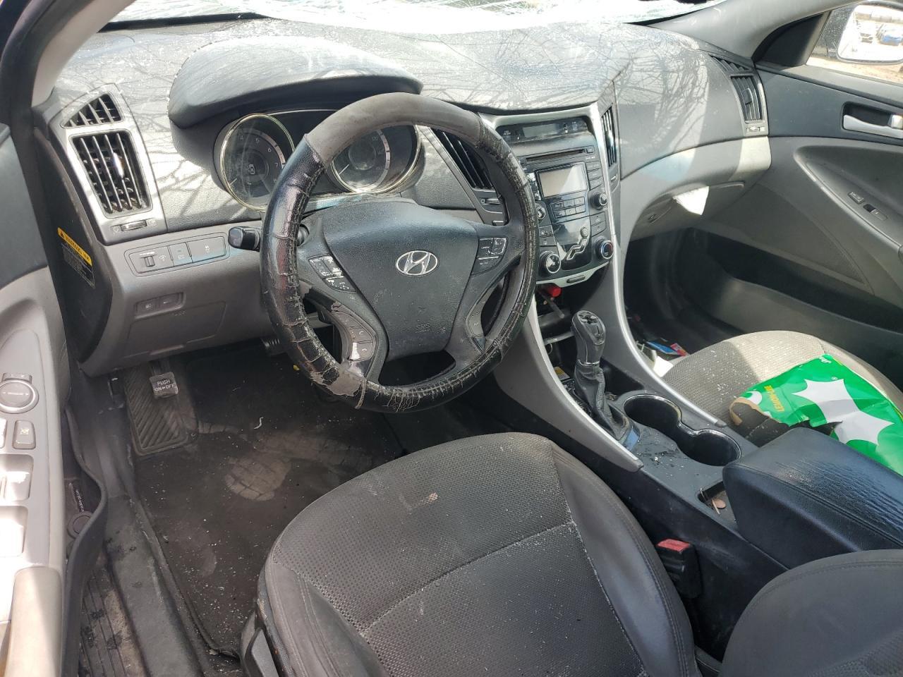 2013 HYUNDAI SONATA