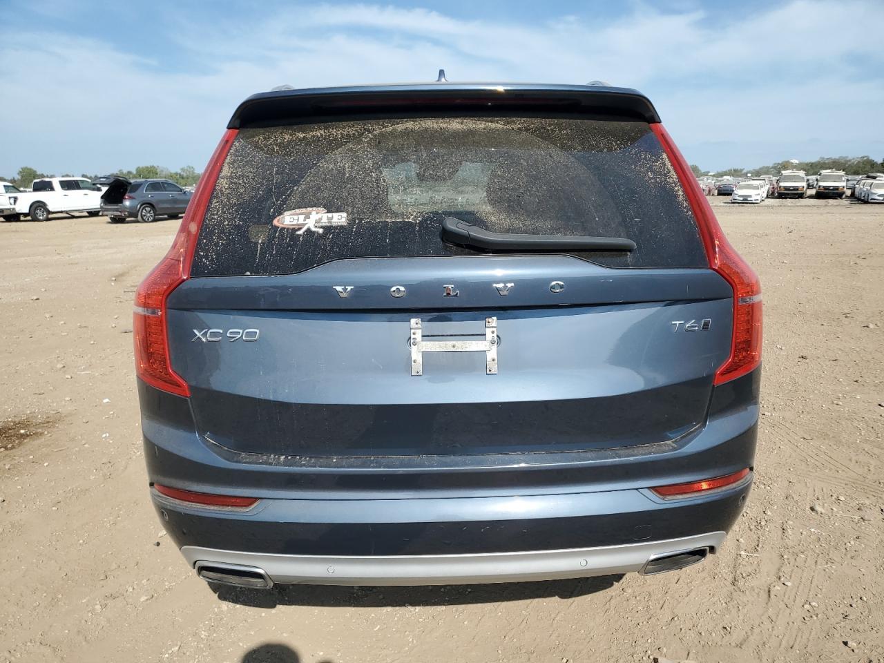 2021 VOLVO XC90