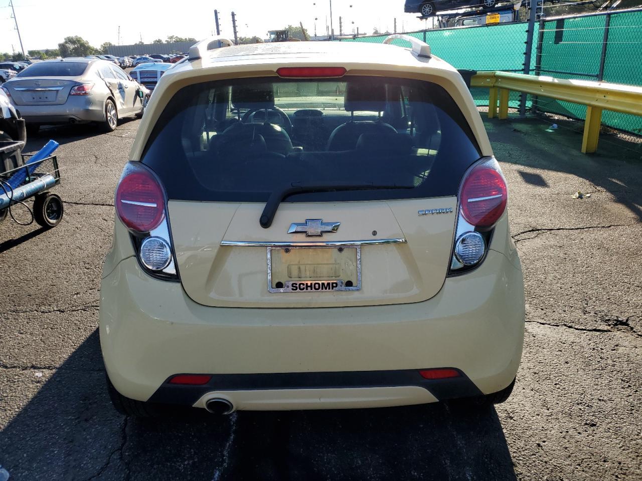 2013 CHEVROLET Spark