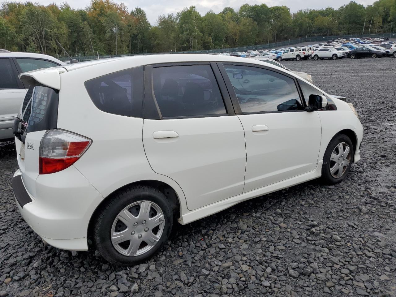 2013 HONDA FIT