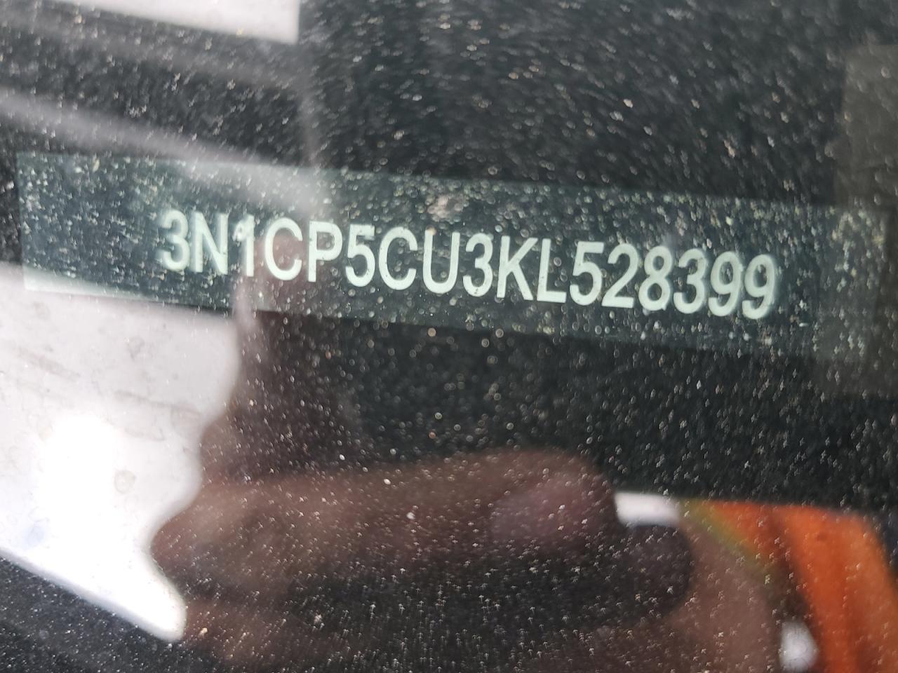 2019 NISSAN KICKS
