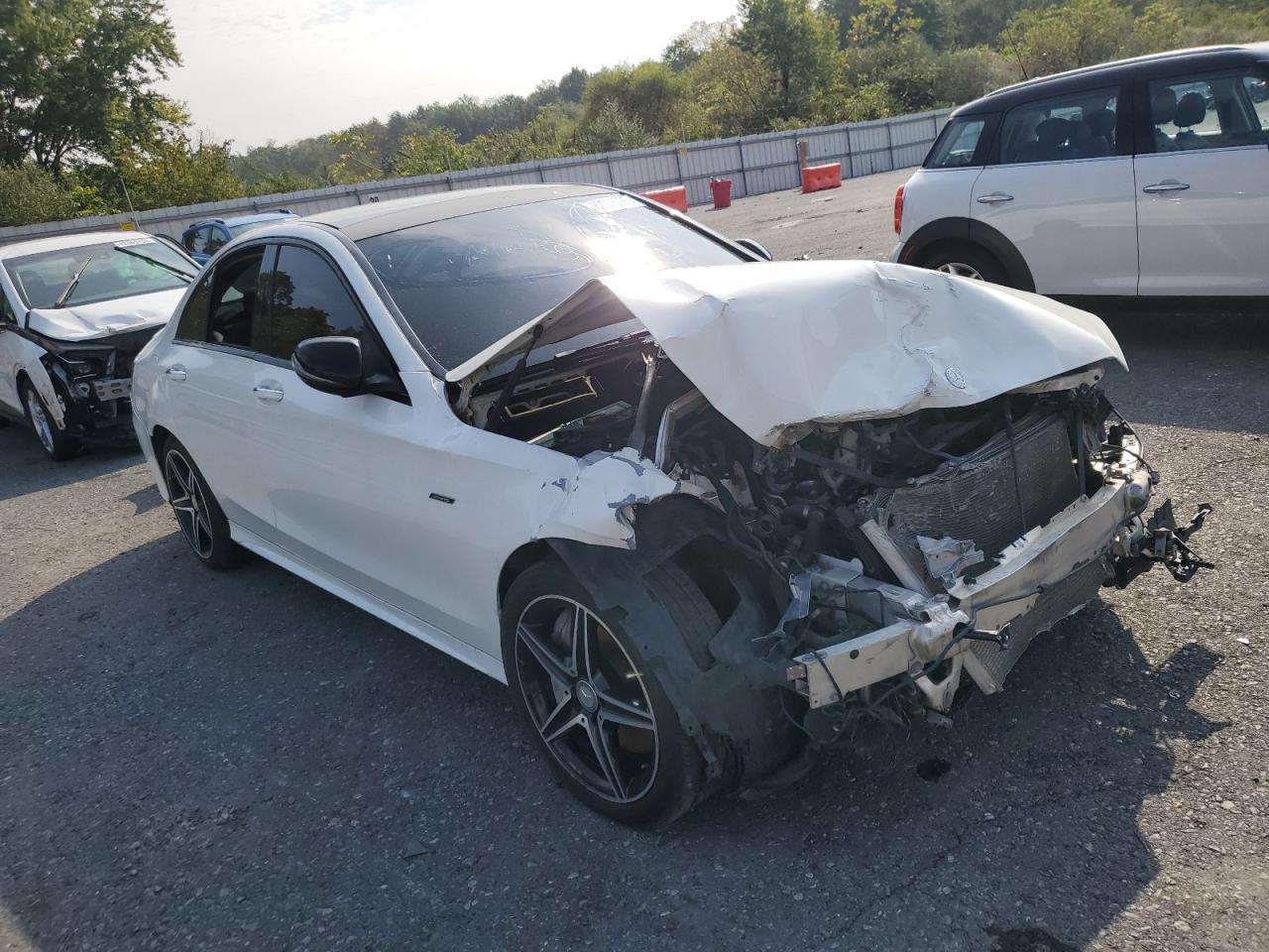 2016 MERCEDES-BENZ C-CLASS