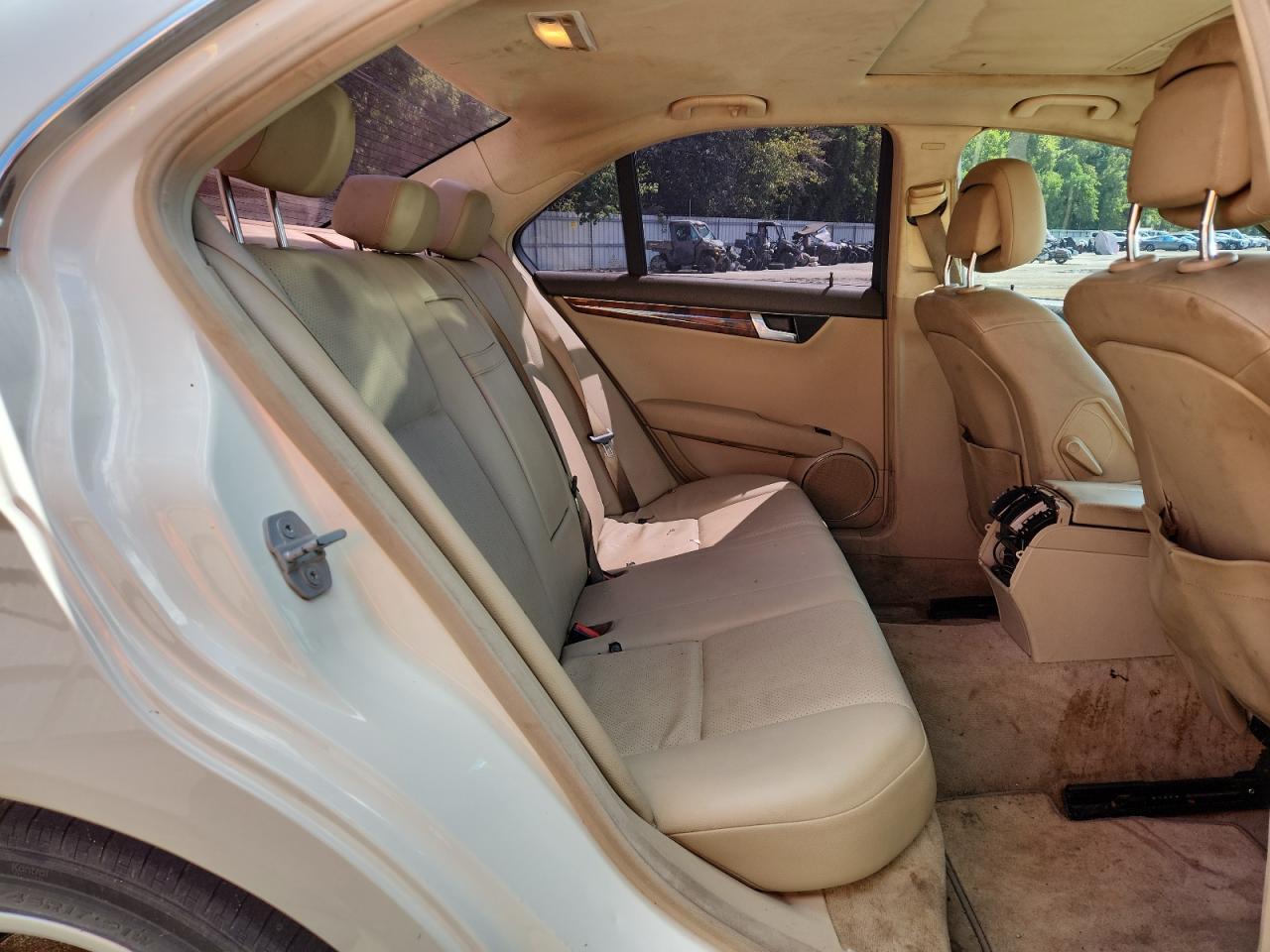 2010 MERCEDES-BENZ C-CLASS