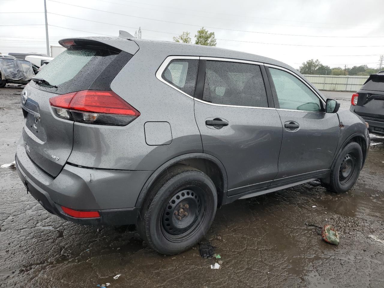 2017 NISSAN ROGUE
