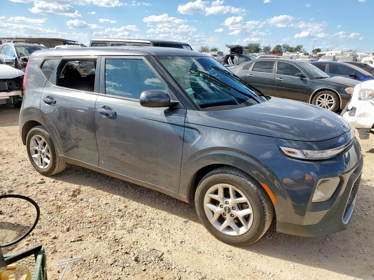 2021 KIA SOUL