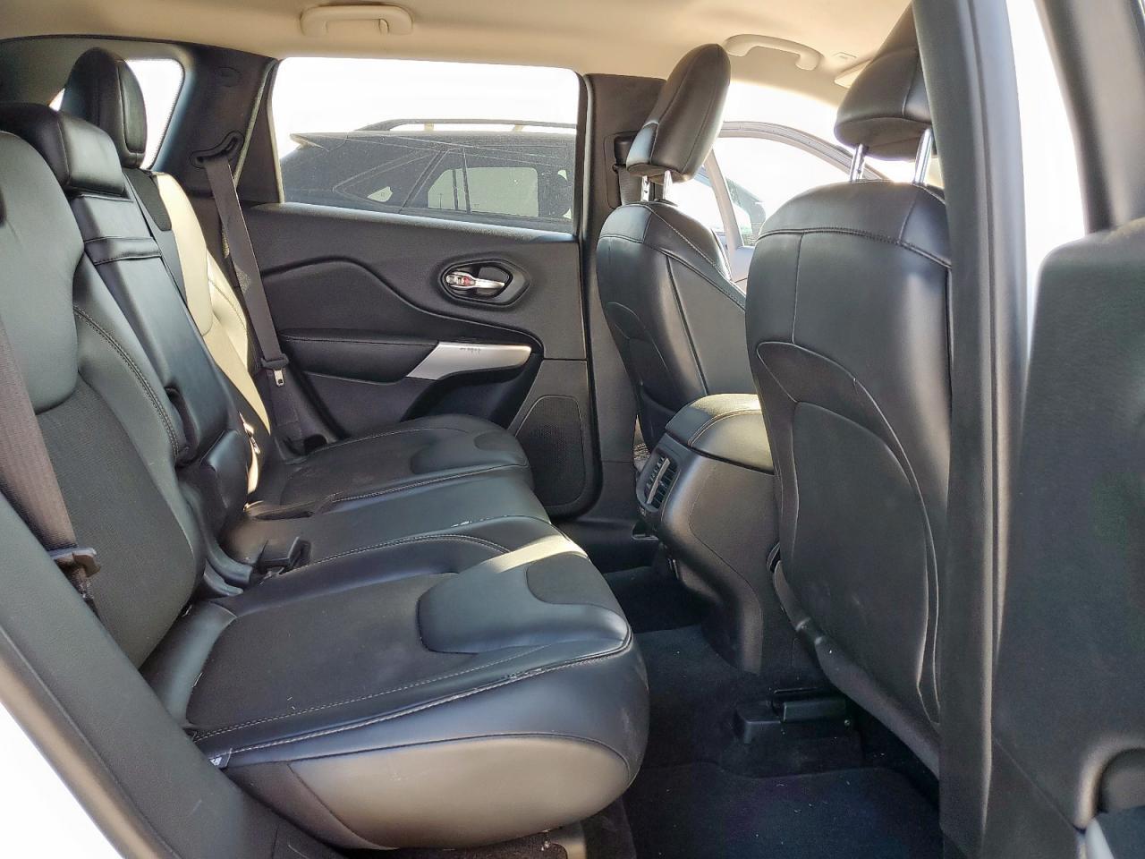 2018 JEEP CHEROKEE