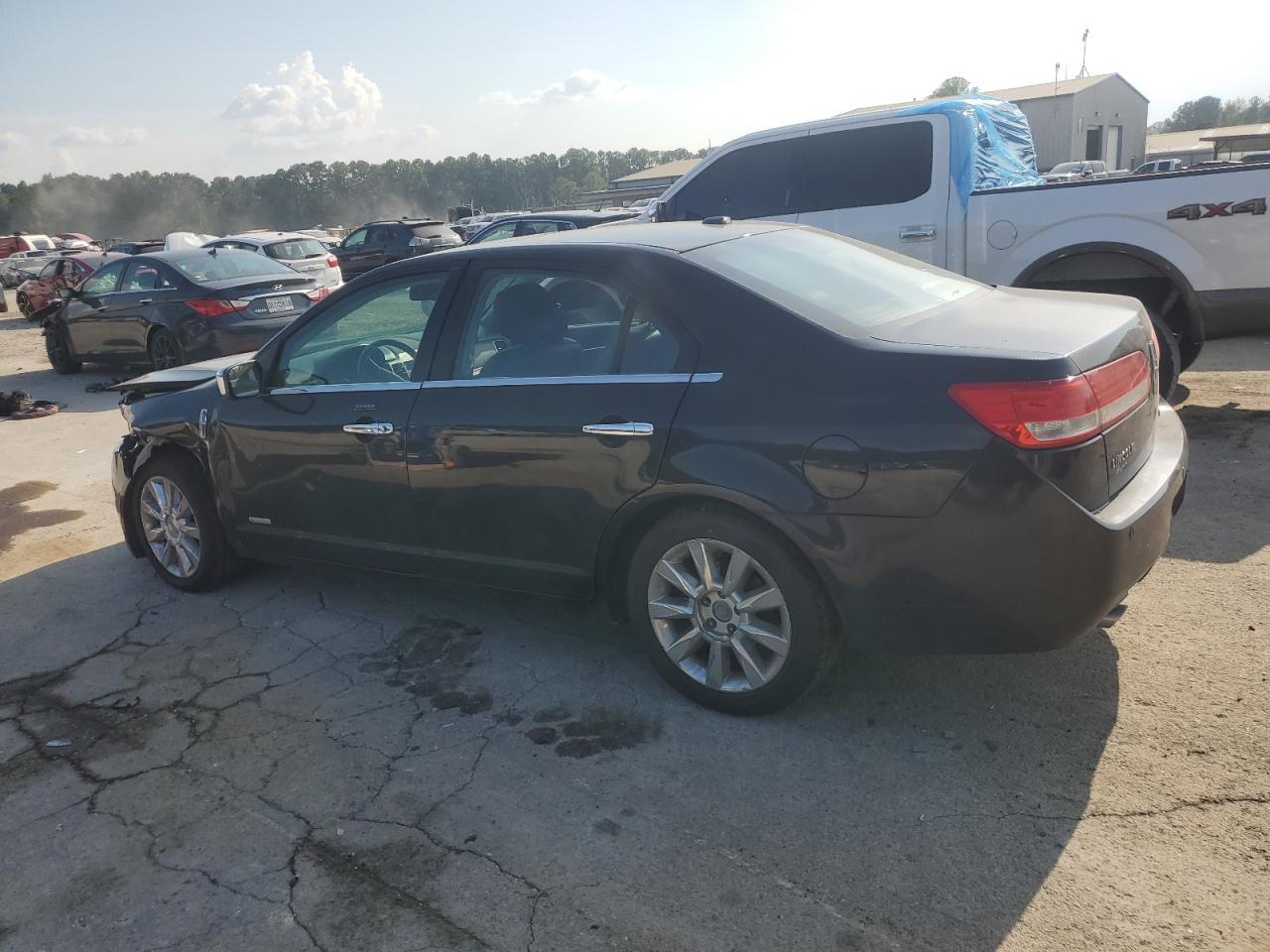 2011 LINCOLN MKZ