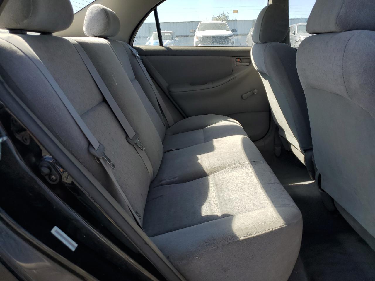 2004 TOYOTA COROLLA