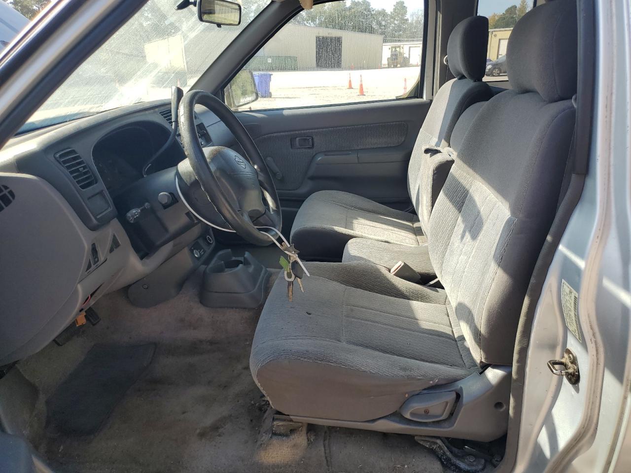 2000 NISSAN Frontier