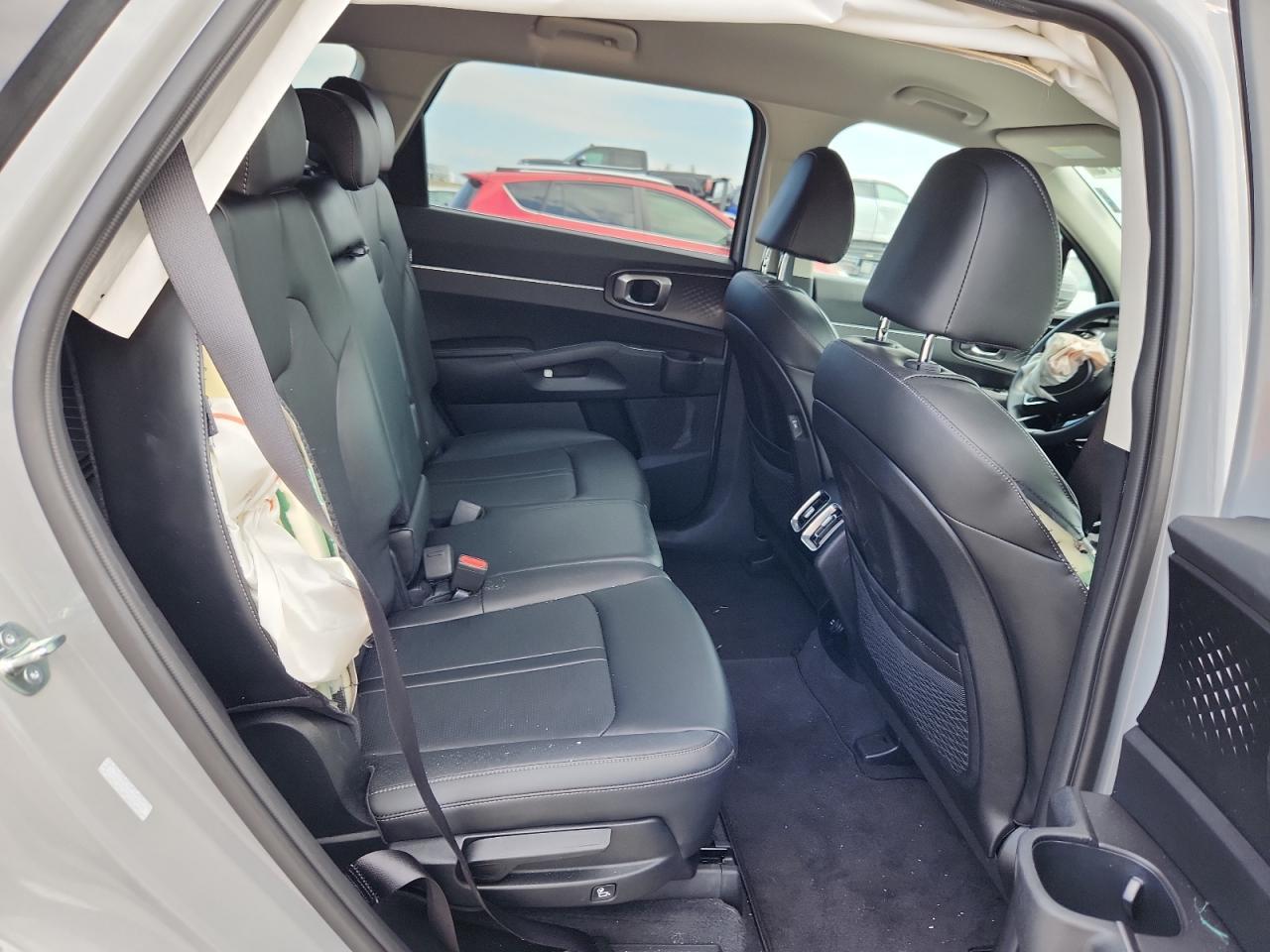2025 KIA SORENTO