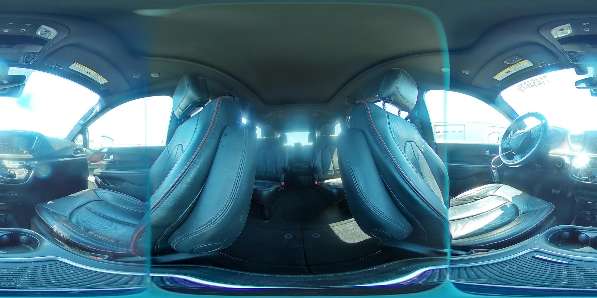 2020 CHRYSLER Pacifica