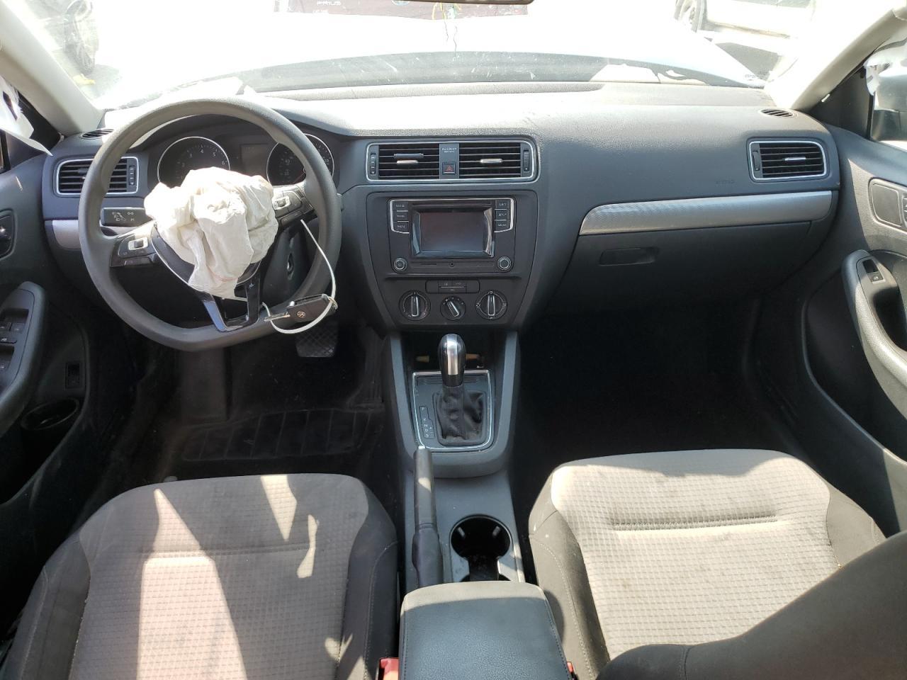 2017 VOLKSWAGEN JETTA