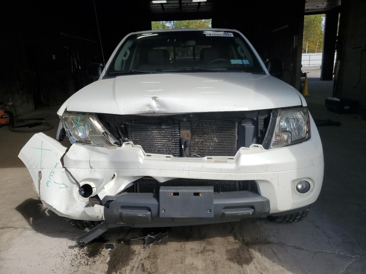 2015 NISSAN Frontier