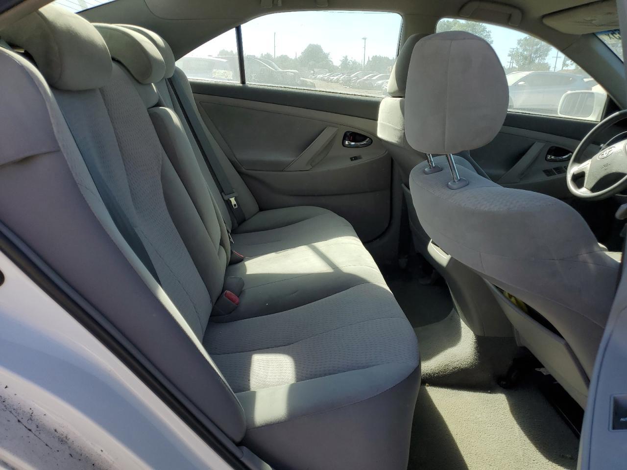 2011 TOYOTA CAMRY