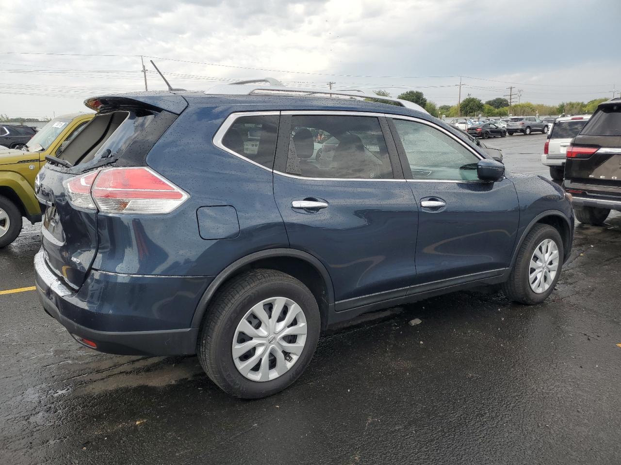 2016 NISSAN ROGUE