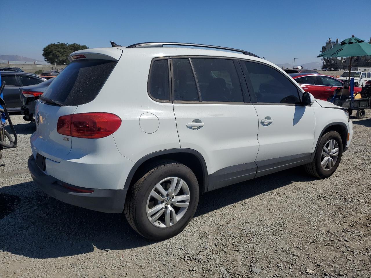2017 VOLKSWAGEN TIGUAN