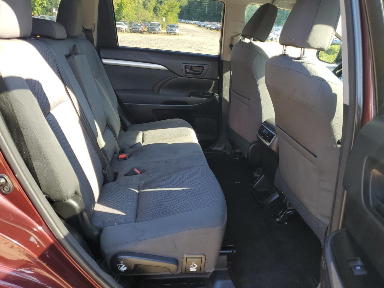 2015 TOYOTA HIGHLANDER