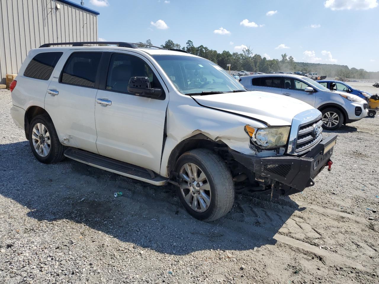 2013 TOYOTA Sequoia