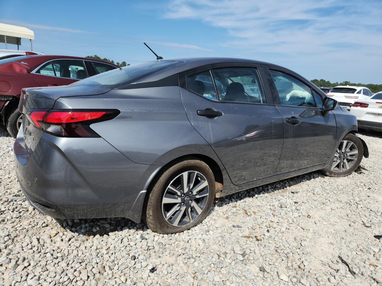 2025 NISSAN VERSA
