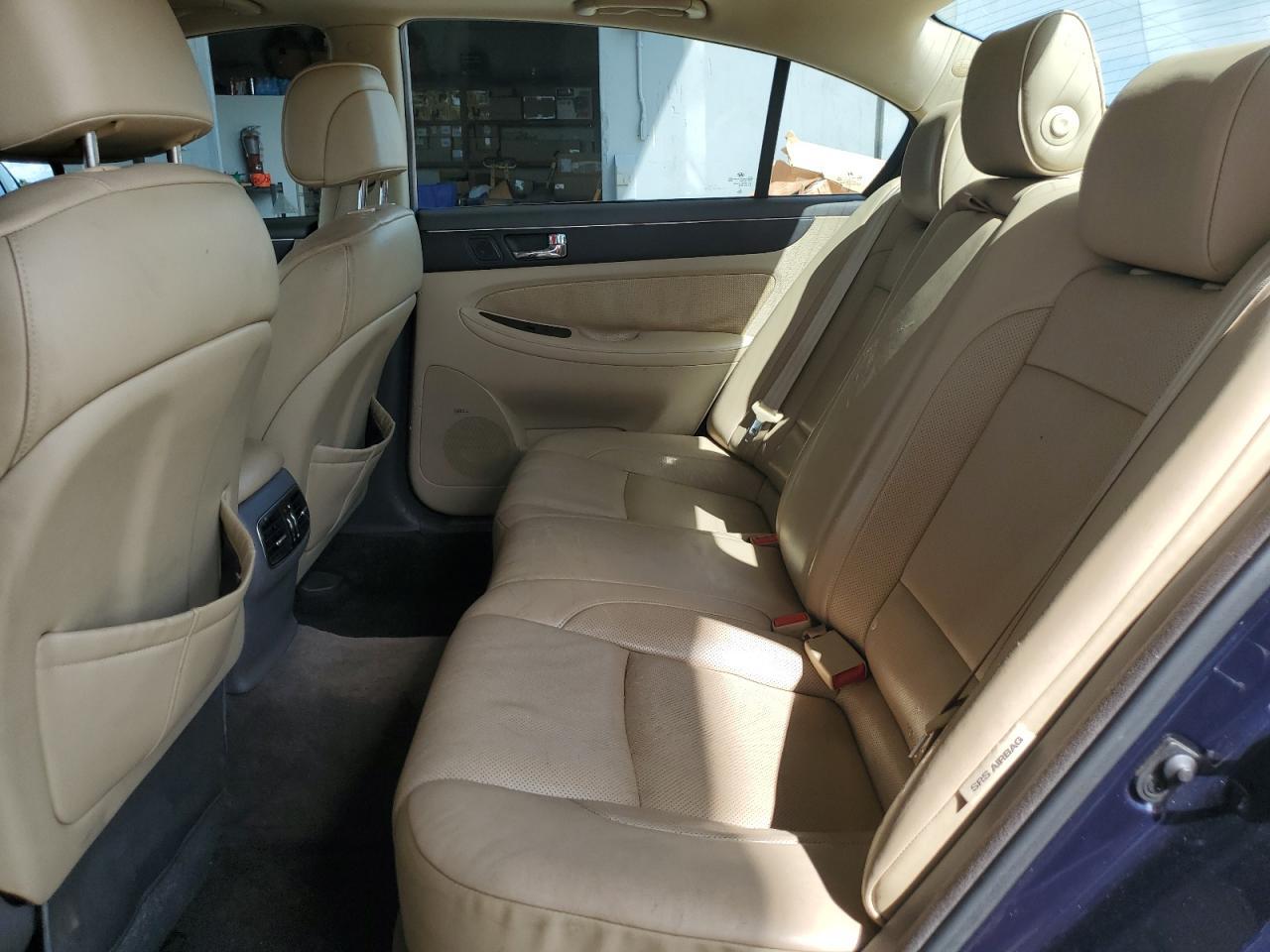 2010 HYUNDAI GENESIS