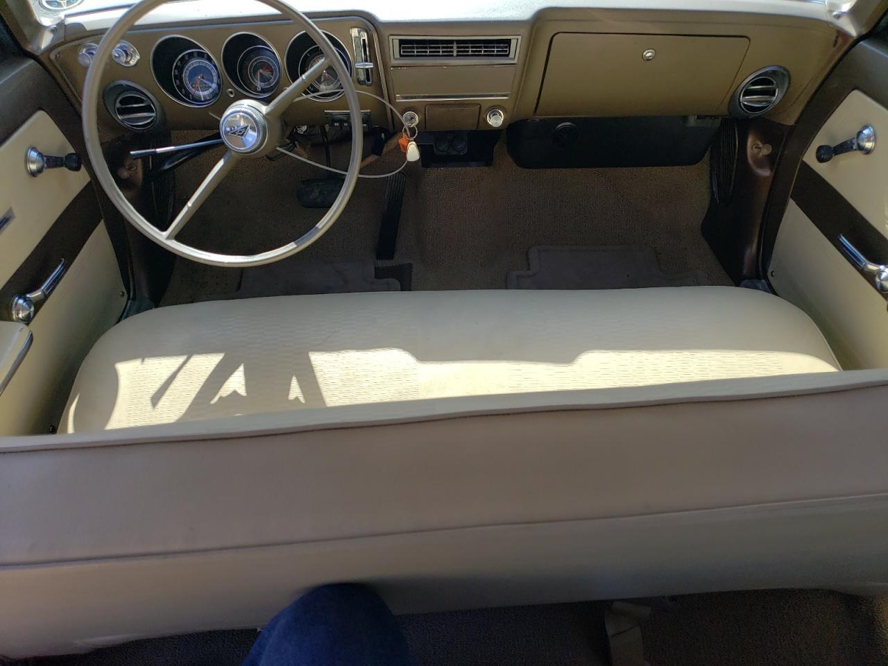 1965 CHEVROLET Corvair