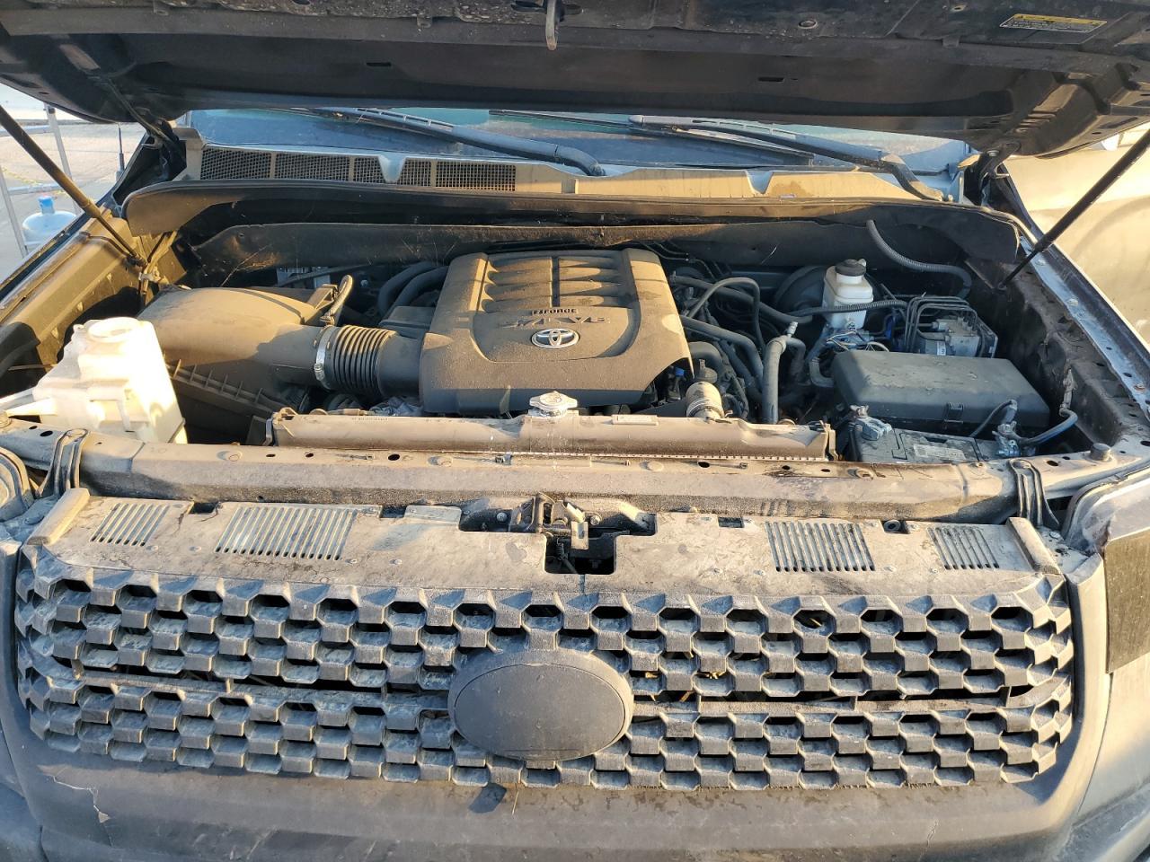 2018 TOYOTA TUNDRA