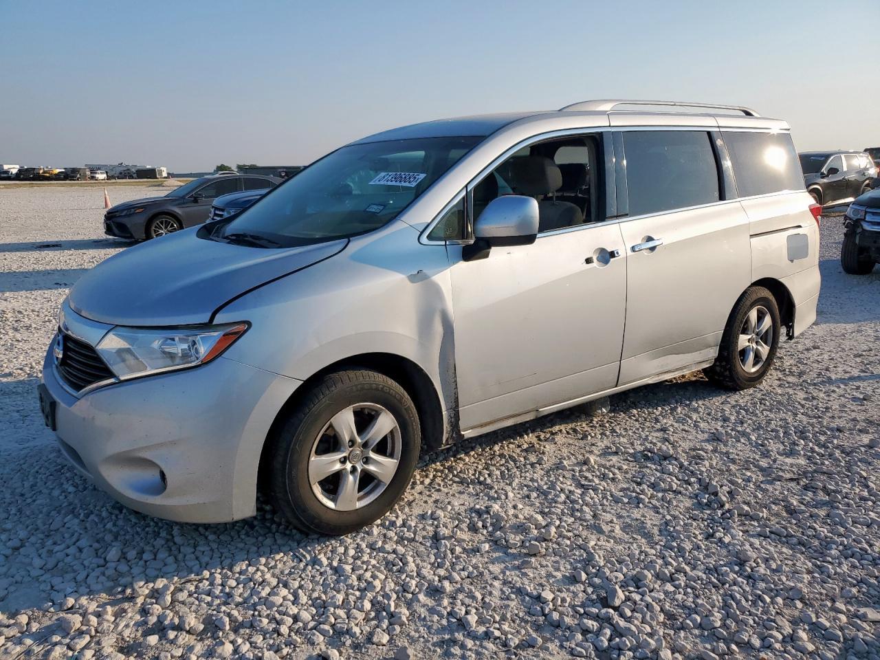 2017 NISSAN Quest