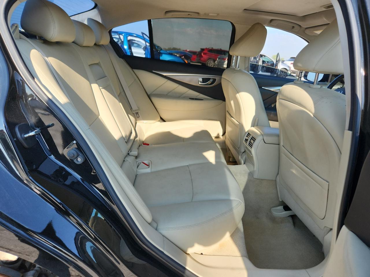 2017 INFINITI Q50