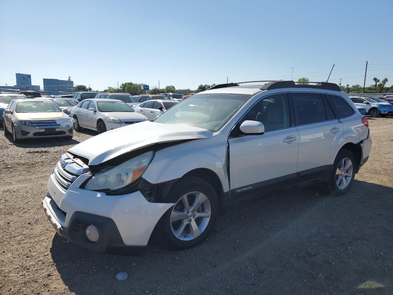 2013 SUBARU Outback