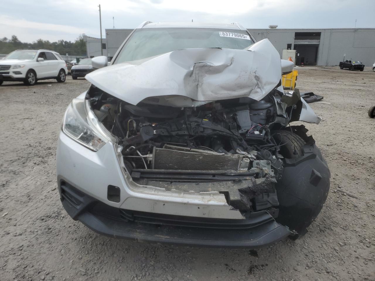 2019 NISSAN KICKS