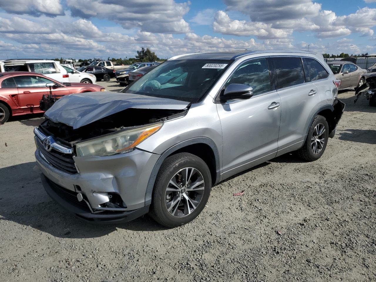 2016 TOYOTA HIGHLANDER
