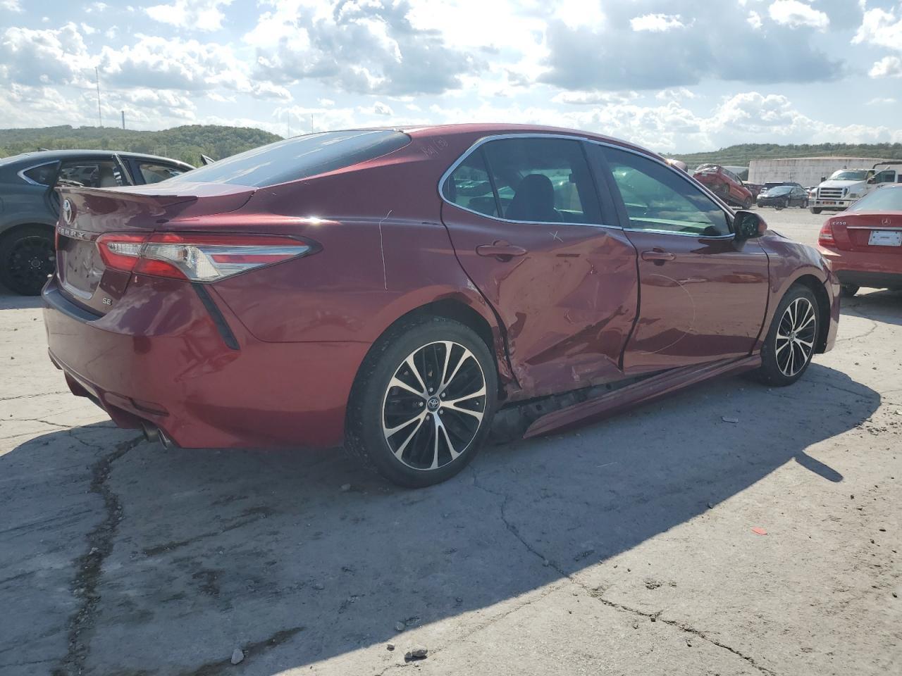 2018 TOYOTA CAMRY