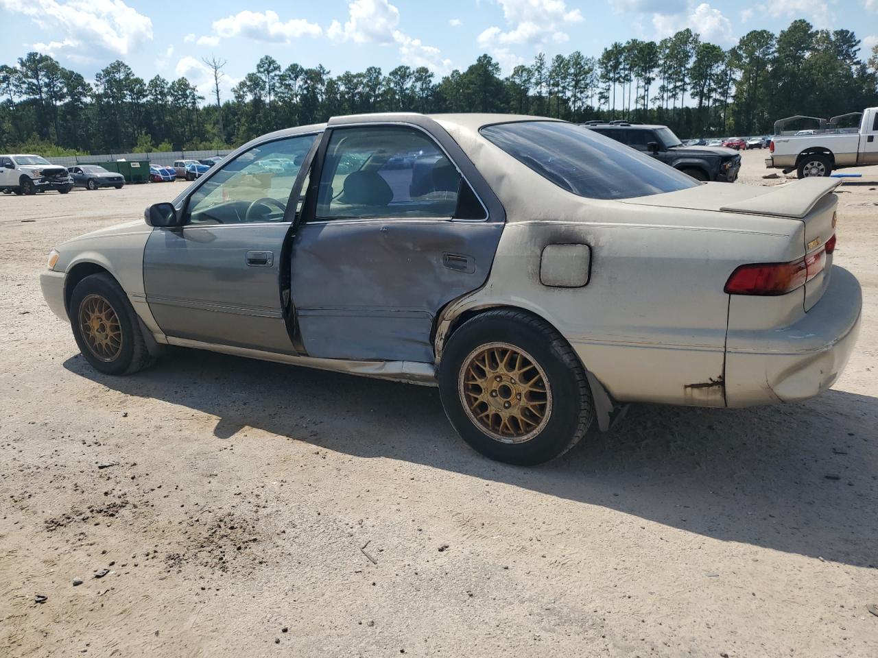 1997 TOYOTA CAMRY