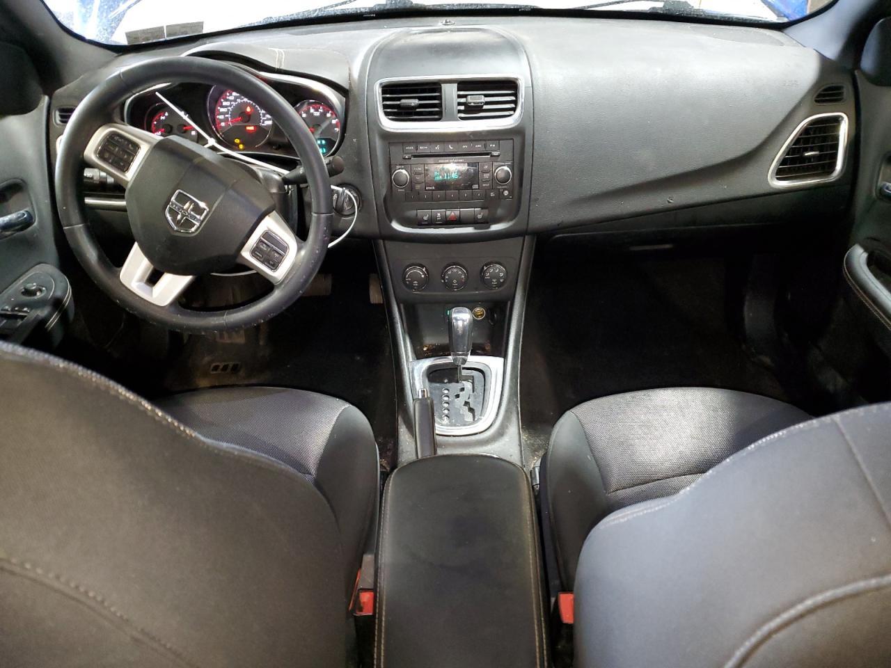 2014 DODGE Avenger