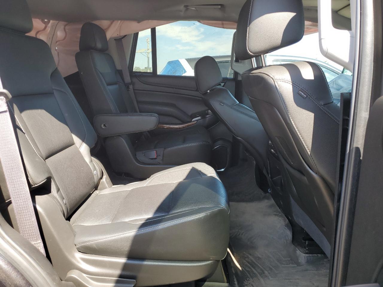 2016 CHEVROLET Tahoe