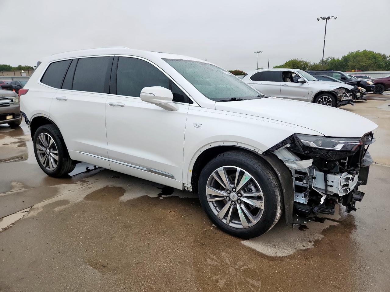 2021 CADILLAC XT6