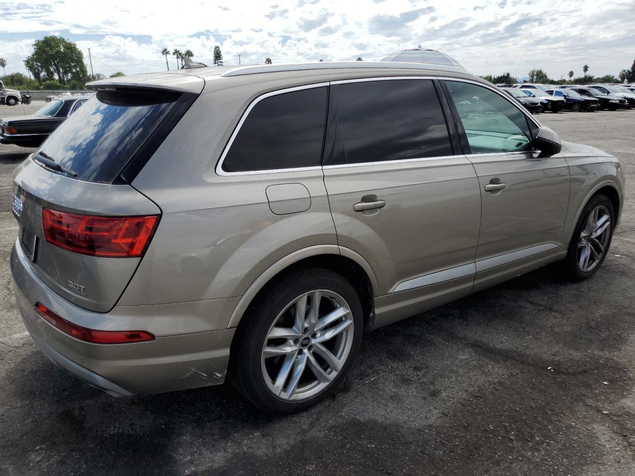2017 AUDI Q7