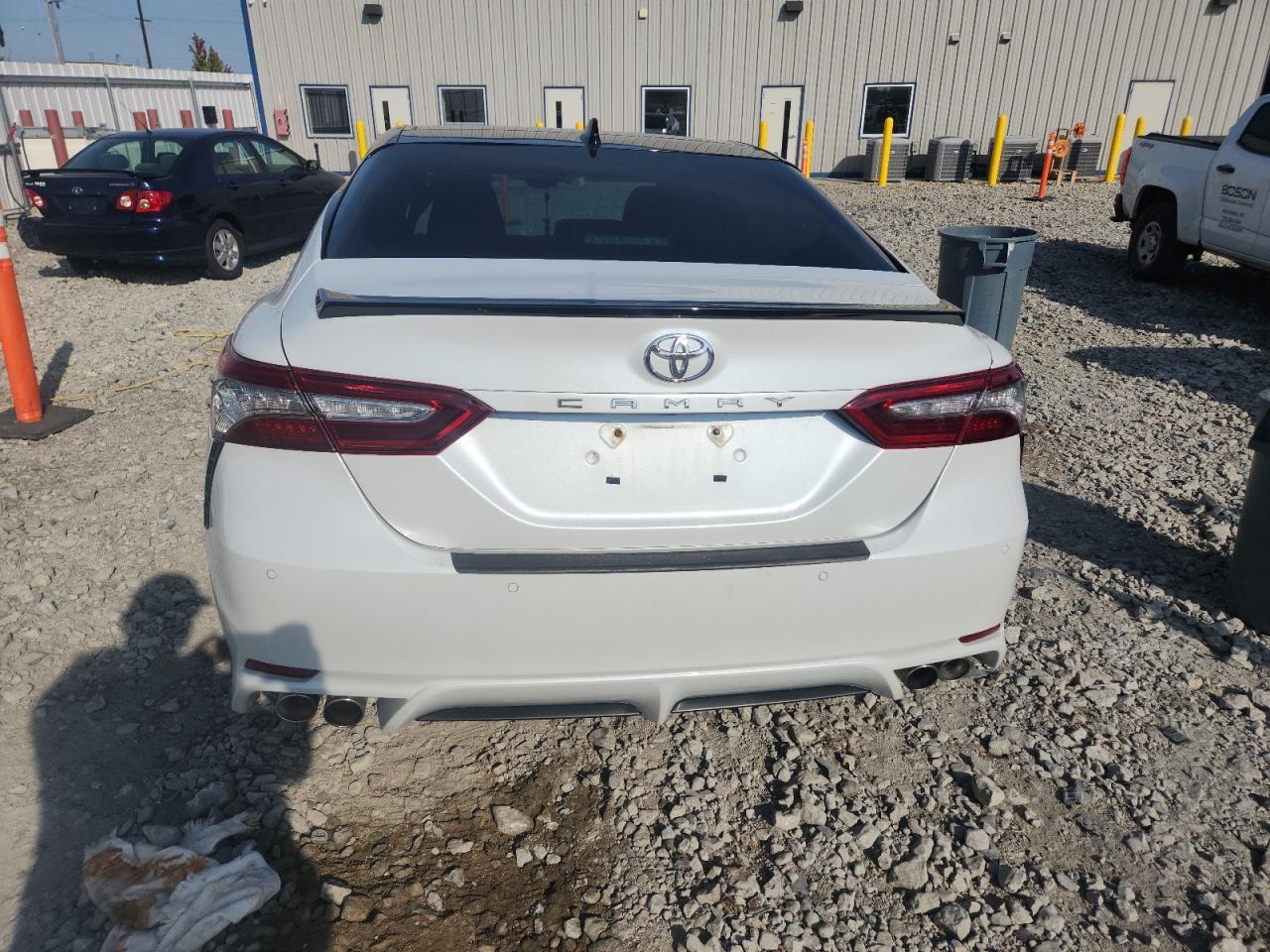 2018 TOYOTA CAMRY