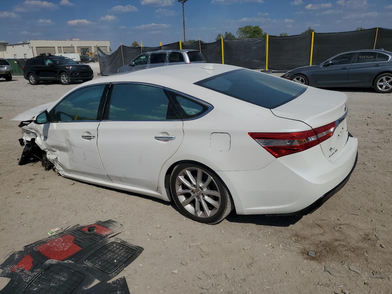 2014 TOYOTA Avalon